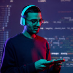 Advanced tester examining new app